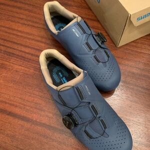 Shimano Navy Cycling Shoes with Black Accents